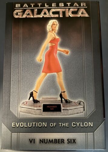 BSG Caprica Evolution of The Cylon Number Six - Photo 1/2