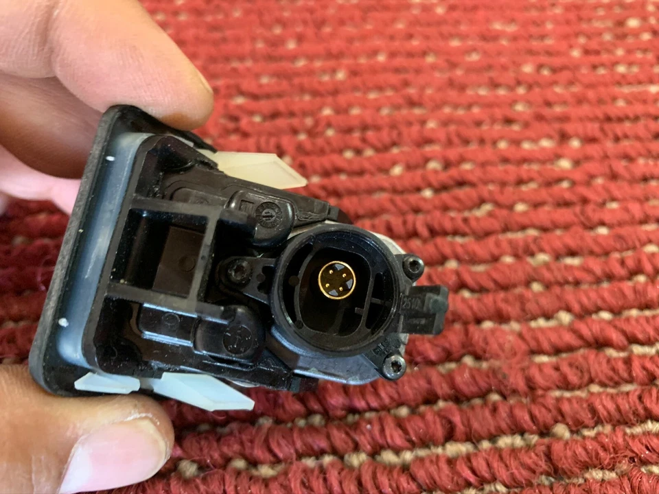 BMW E70 E71 F01 F10 F13 F30 UNIDAD DE CÁMARA DE REVERSA TRASERA OEM 101MK Foto 4 de 4