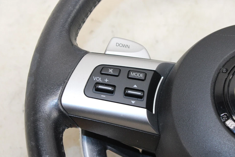 Conjunto de volante Mazda MX-5 Miata 2006-2008 OEM KT103 Foto 3 de 4