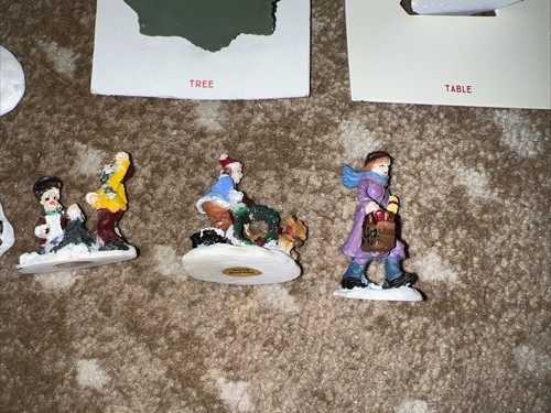 Weihnachtsfiguren - Marke ist "Makers Holiday - Little Falls Village - Bild 9 von 12