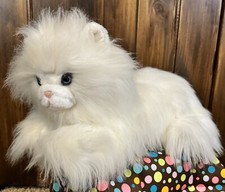 1984 Dakin White Persian Cat