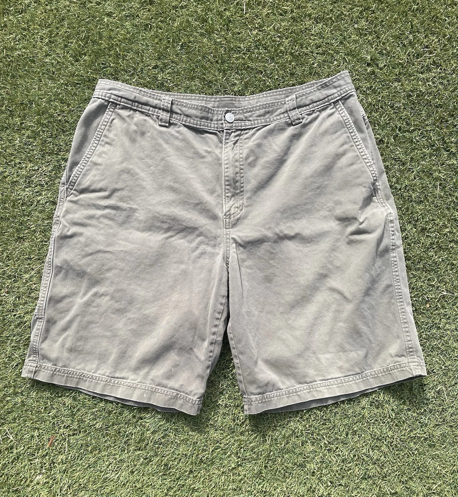 VTG The North Face Men’s Baker Beach Cargo Shorts Size 38 Green