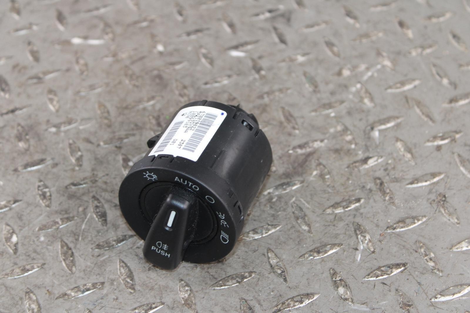14-19 Ghibli Dashboard Dash Headlight Head Light Control Switch Knob OEM OE WTY