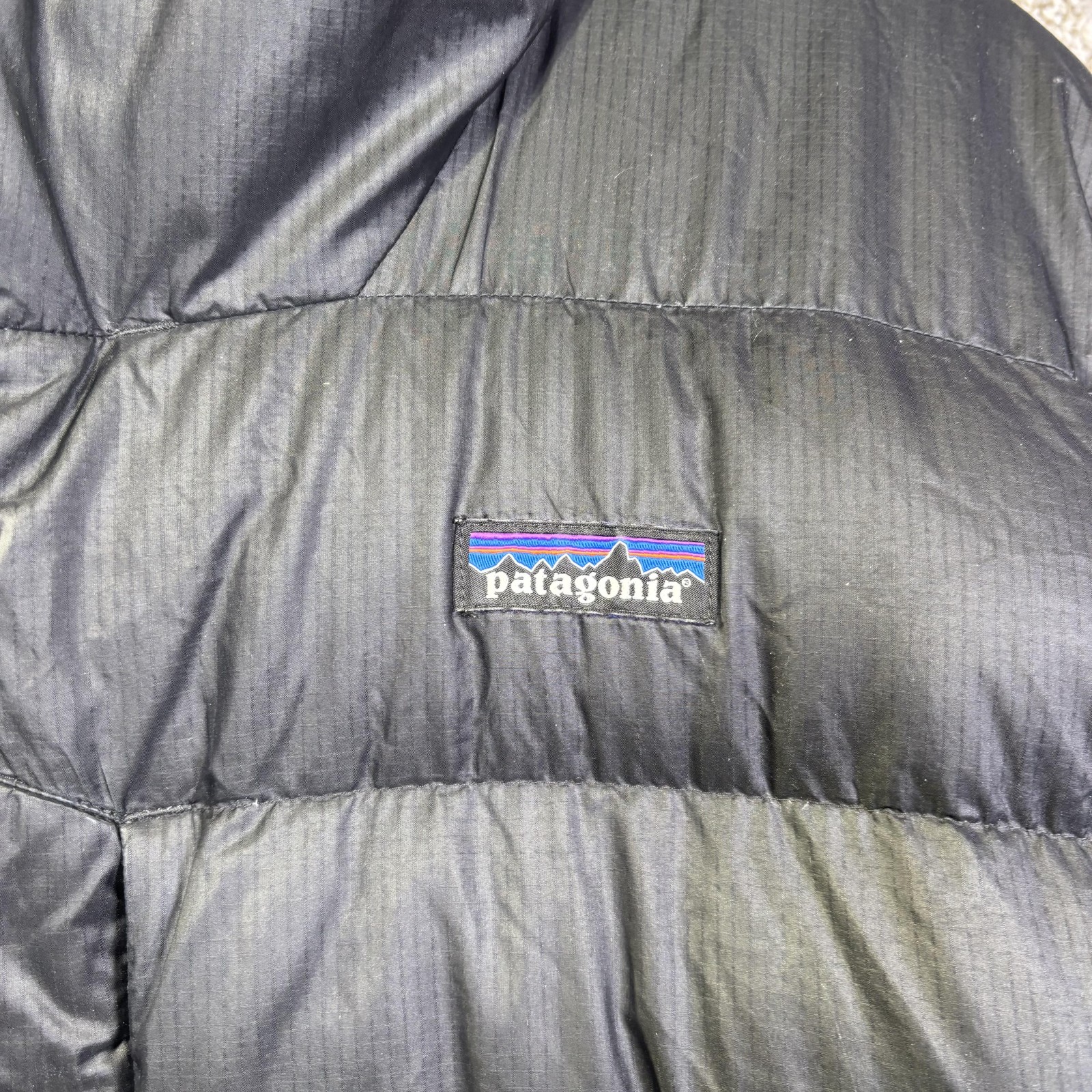 Patagonia Jacket Mens XL Black Down Puffer Hooded Full Zip Hiking Outdoor Casual thumbnail 3