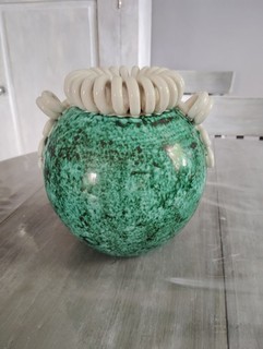 Vase boule ancien en céramique émaillée Sainte Radegonde Gustave Asch