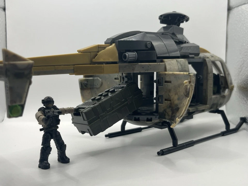 Call Of Duty Mega Construx Urban Assault Copter - Image 4 of 4