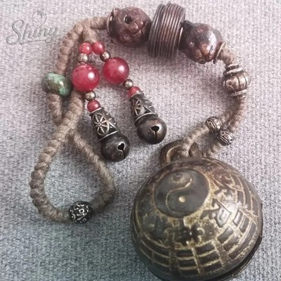 Ancient Chinese Bronze Feng Shui bell statue amulet Bell Artifact 19th century