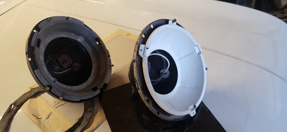 Tigelas de farol Ferrari 250 GTE FERRARI 250 SWB.  - Imagem 4 de 4