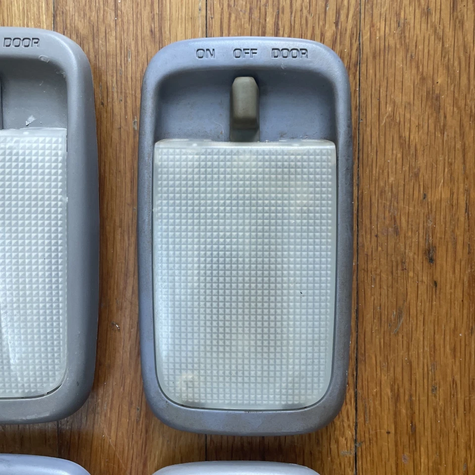 1993-2002 Toyota T100 Tacoma 4Runner серый задний верхний карта купол света OEM - Изображение 4 из 4