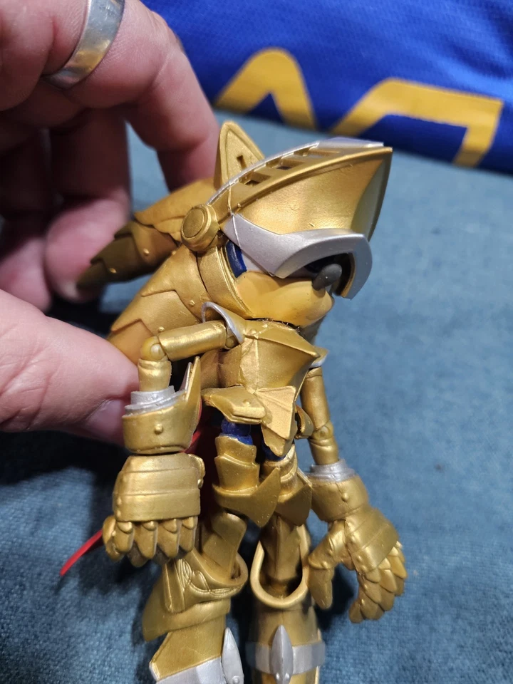 Jazwares - Sonic Hedgehog and The Black Knight Excalibur - Sin espada y visera Foto 2 de 4