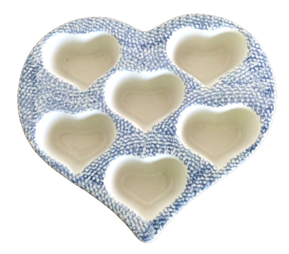 Muffin Cupcake Heart Shaped Stoneware Pottery Baking Dish Blue Sponge Makes 6