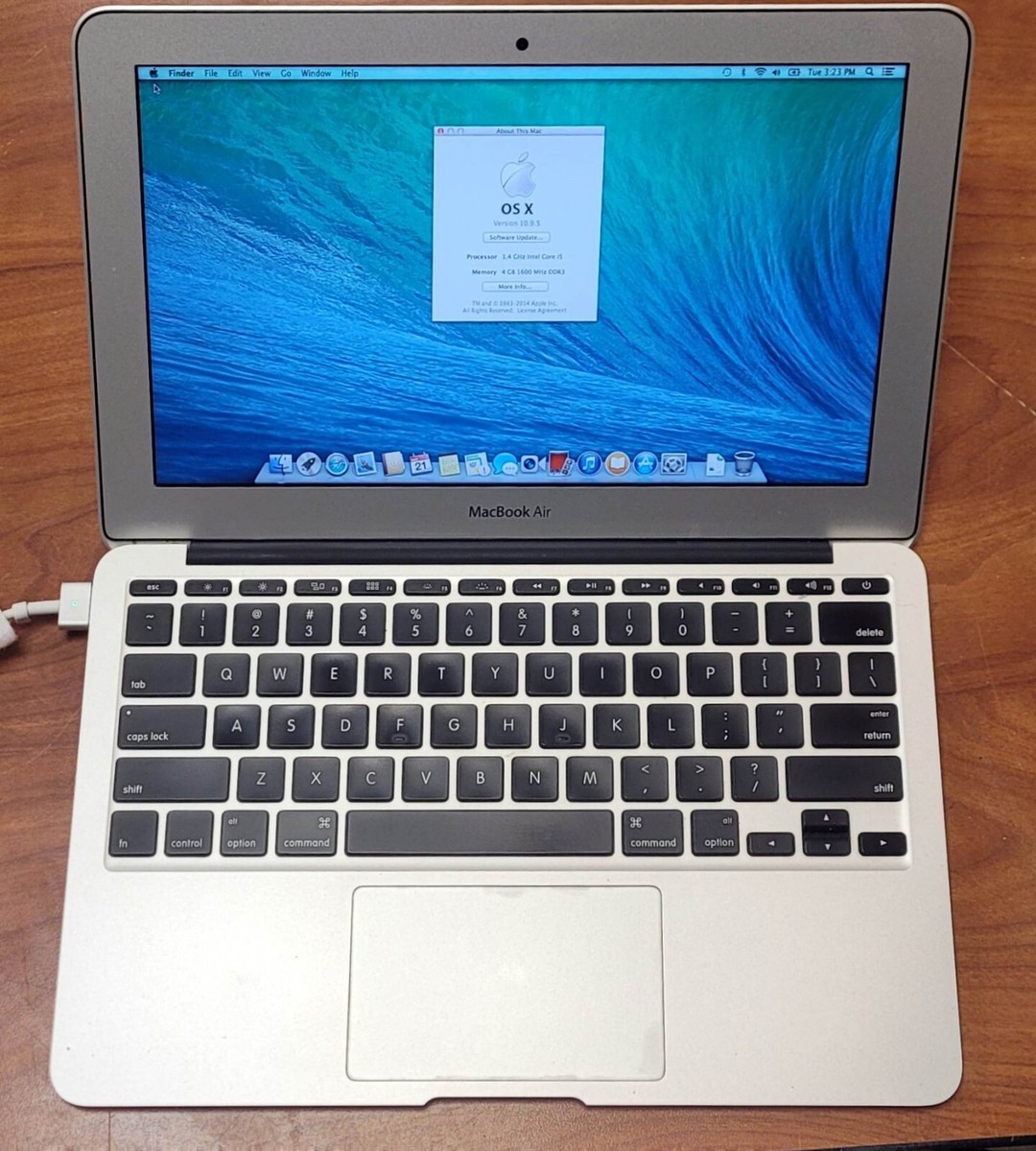 Apple 11 Apple 11