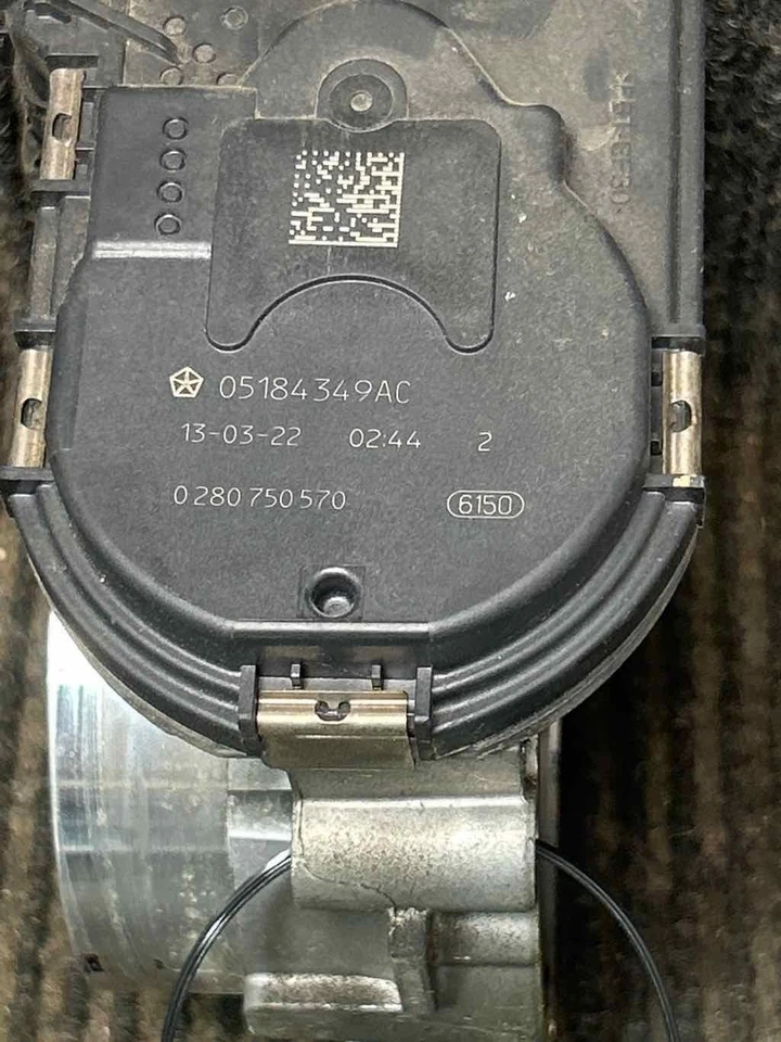 Fits 2011-2014 Dodge Avenger Throttle Body OEM#:5184349AC Foto 4 de 4