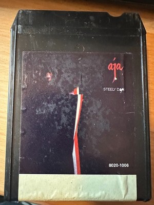 8 Track Tapes Rock Pop Elvis Beatles Beach Boys Queen BTO Doobie Brothers