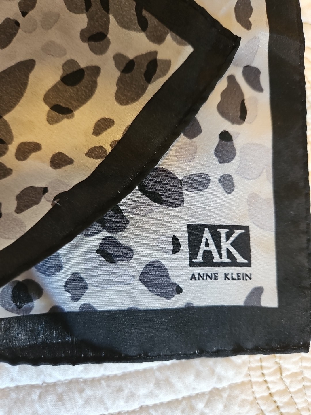 Anne Klein~ Leopard Animal Print Rectangular Scar… - image 6