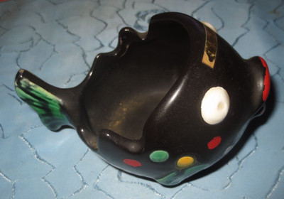 Vintage Zell Schmider Keramik Aschenbecher Fisch schwarz mit bunten Punkten 50er