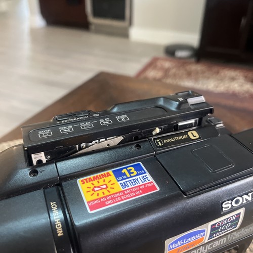 Sony Handycam CCD-TRV16 schwarz Vision Video 8 XR Camcorder Konvolut - wie besehen Teile - Bild 9 von 15