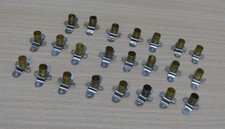 Fassung für Glühbirnchen / E 5,5 (cb) / 23 Stück / UNBENUTZT