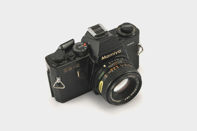 Mamiya ZE-2 + Objektiv Mamiya-Sekor E 50mm f/1.7 Japan im Zustand FOR PARTS