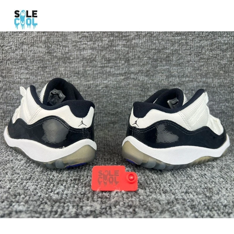 Air Jordan AJ11 Retro Bajo TD Niño Pequeño Concord Negro Zapatos 505836-153 Foto 4 de 4