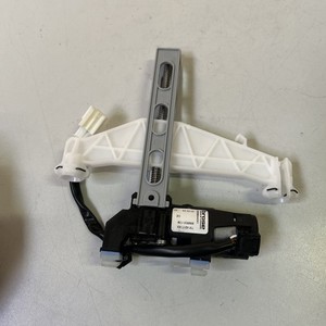 BMW 5er F10 F11 LCI Antrieb Kopfstützenhöhenverstellung Sportsitz links 7314217