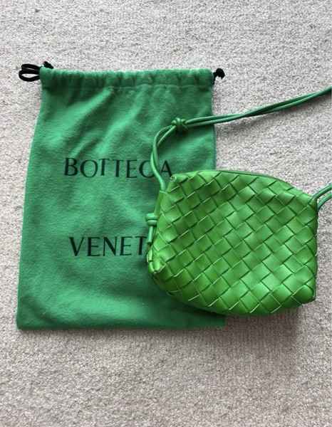 Bottega Veneta Green Intrecciato Woven Leather Women’s Crossbody Bag + Dust Bag