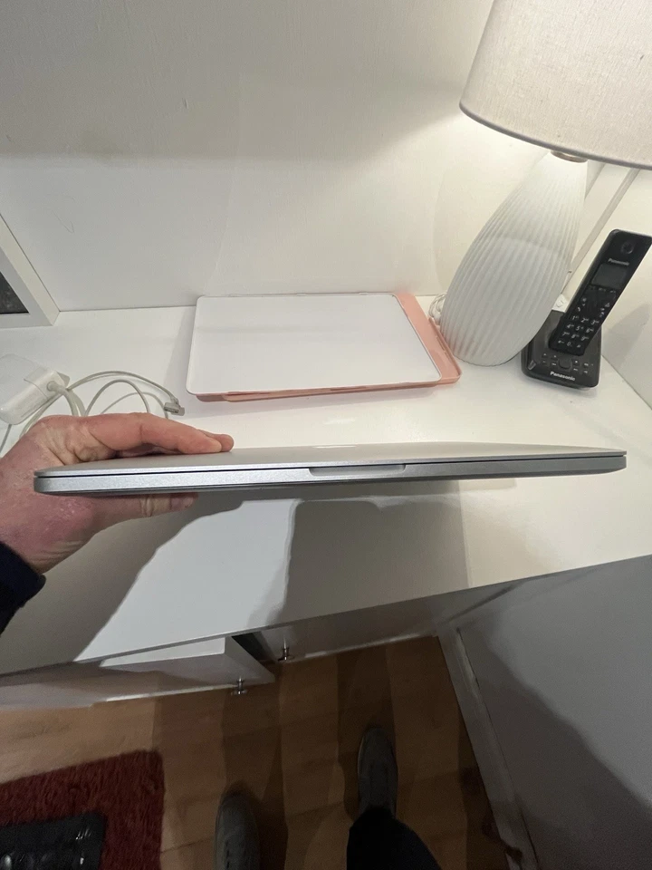 MacBook Pro 13.3" A1502 (Late 2013) i5 8GB RAM 500GB SSD - same day dispatch! - Image 3 of 4