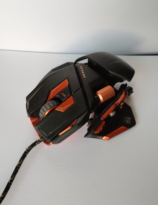Mad Catz M.M.O. 7 - 6400 DPI Laser Sensor Gaming Maus - Teilweise Defekt