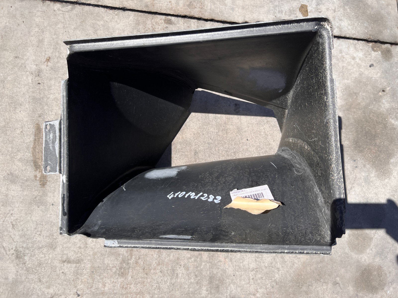 LAMBORGHINI MURCIELAGO RIGHT RH RADIATOR CONVEYOR AIR DUCT OEM 410121282 NEW