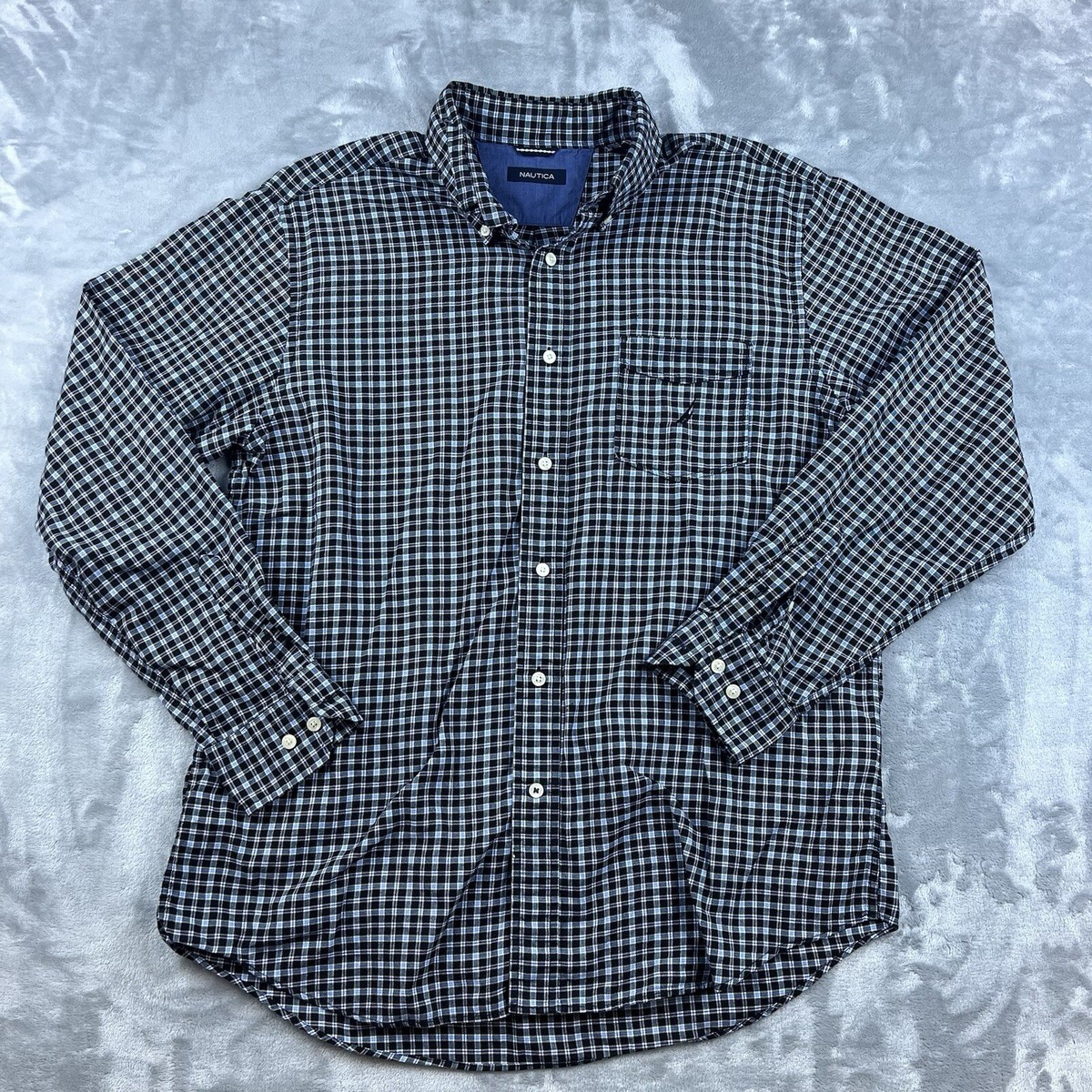 Nautica Shirt Mens Size Large Black Blue Button Up Long Sleeve