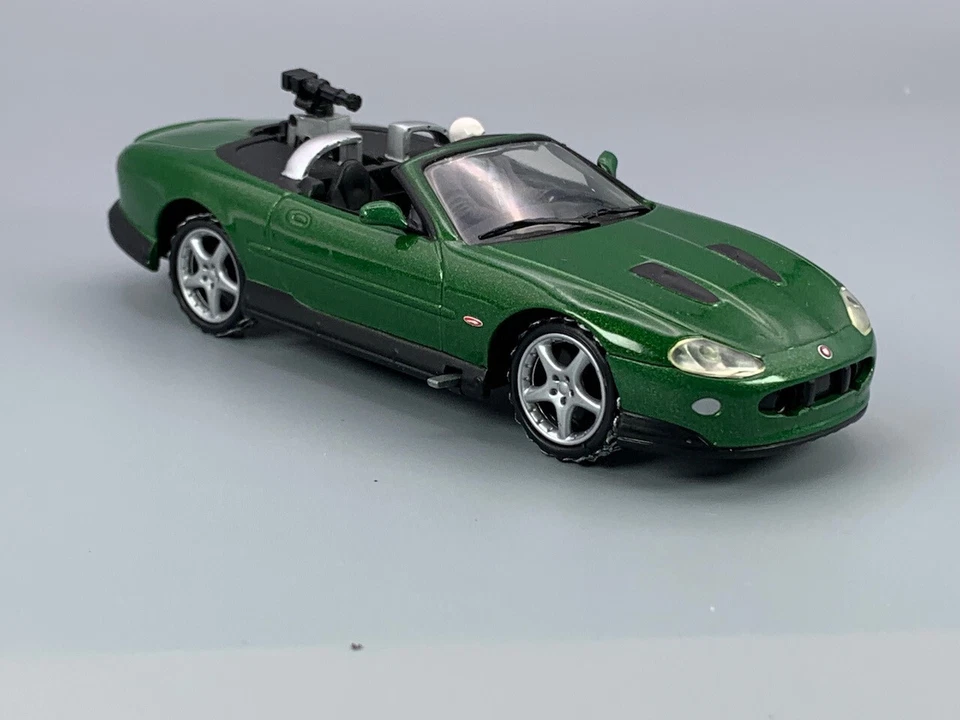 Coche suelto 1/36 CORGI Diecast JAMES BOND DIE OTRO DÍA JAGUAR XKR D0430 LZ Foto 3 de 4