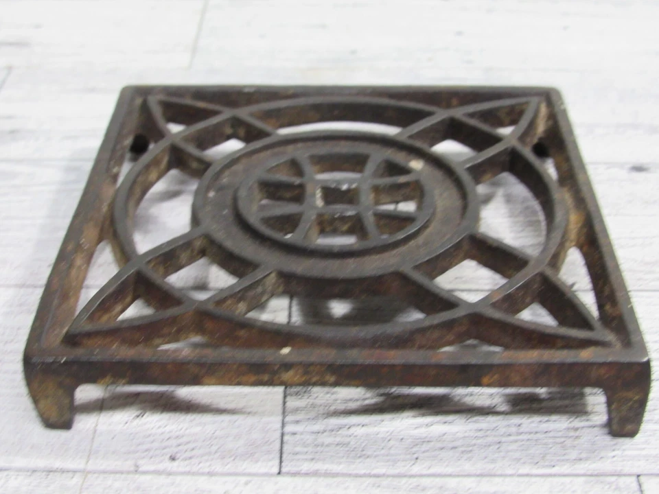 "REMACHE con patas de hierro fundido diseño celta 4 3/8"" x 4 3/8"" cuadrado" Foto 2 de 3