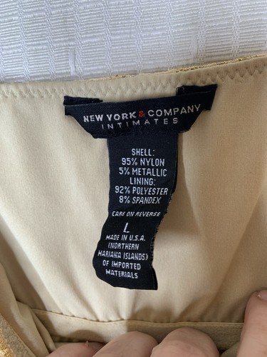 New York Co Gold Metallic Lace Trim Lined Cami Top Size L Y2K Romantic Preppy - Picture 7 of 8