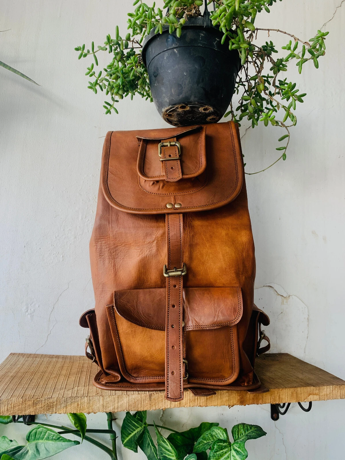 20" New Genuine Leather Backpack Rucksack Travel Bag For Men's and Women's
Opens in a new window or
