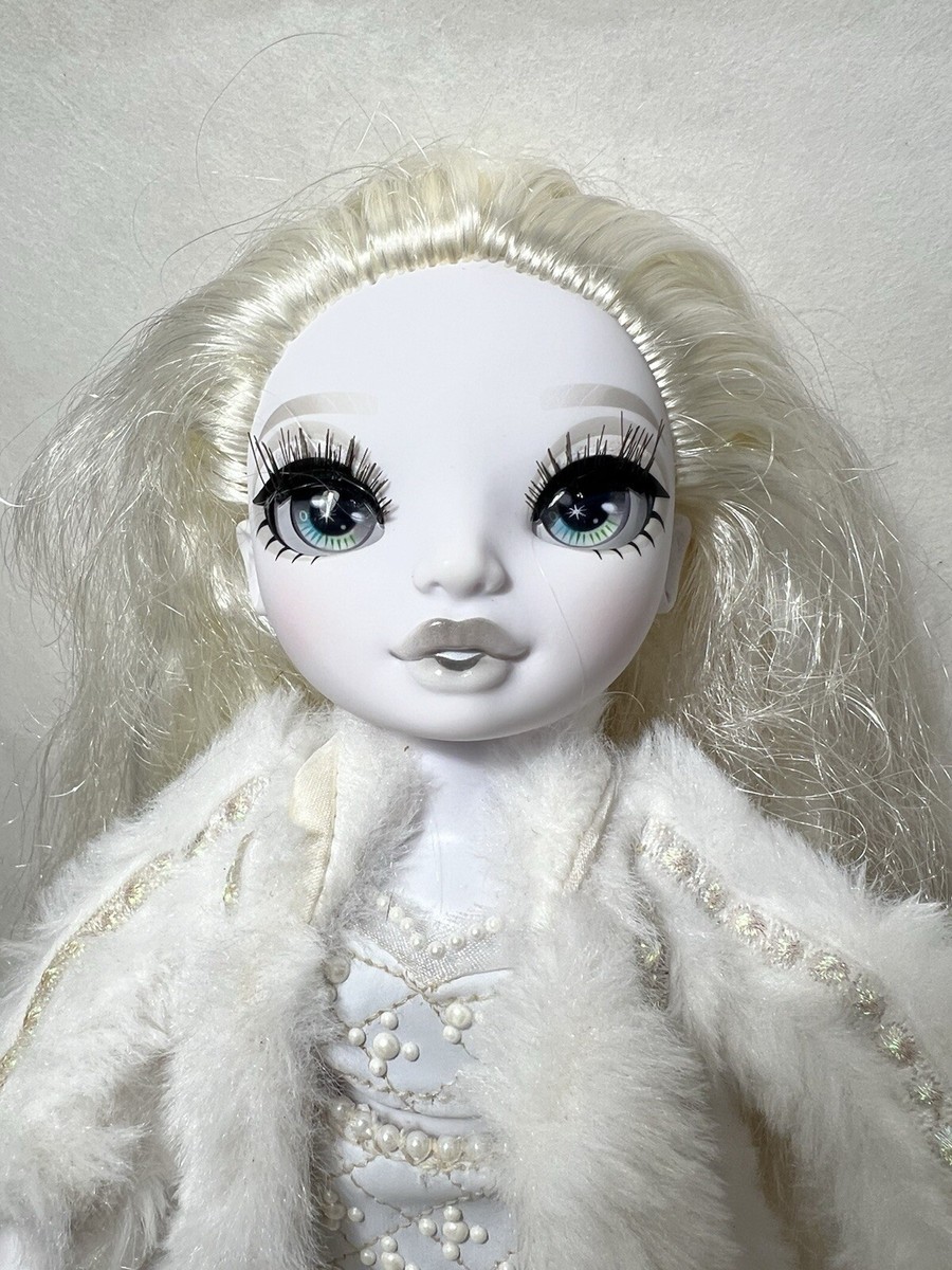 Rainbow High Shadow High Series 1 Natasha Zima Approximately 11