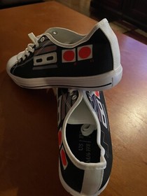 unisex game controller NES white canvas tennis shoes low top Wm Sz 8 Men Sz 6