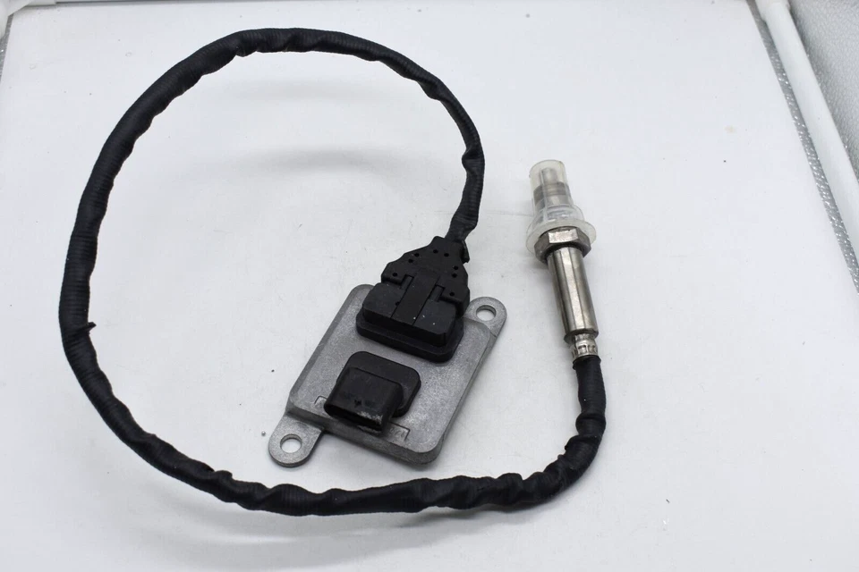 Sensor Nox de entrada A0009053503 para Mercedes-Benz GL350 ML350 E250 Sprinter W212 ML Foto 3 de 4