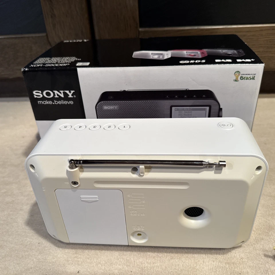 Sony XDR-S60DBP DAB/DAB+ FM Digital Radio, Weiß - Bild 4 von 4