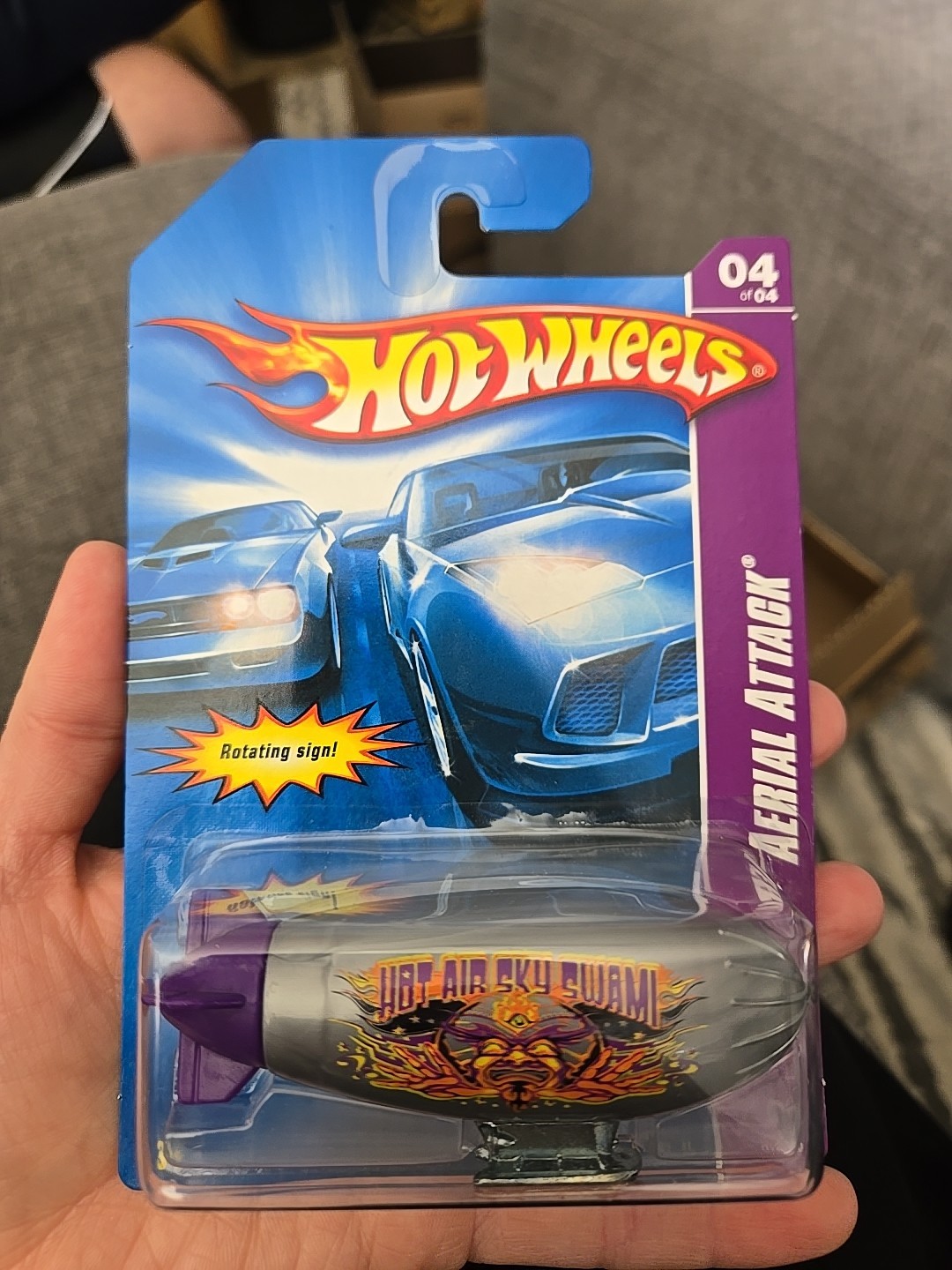 2007 Hot Wheels Aerial Attack Blimp #76