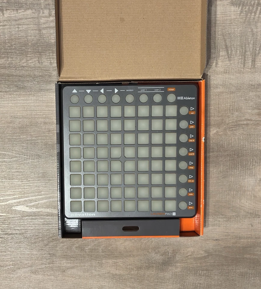 novation LAUNCHPAD S - Bild 2 von 4