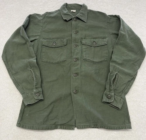 True Vintage 60s Vietnam Era OG 107 Field Shirt Med Sateen 1960s Military Green