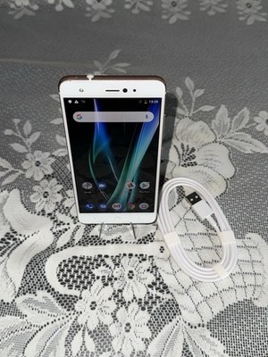BQ Aquaris X White Unlocked 32GB 5.2'' 16MP Android Smartphone Neuwertig