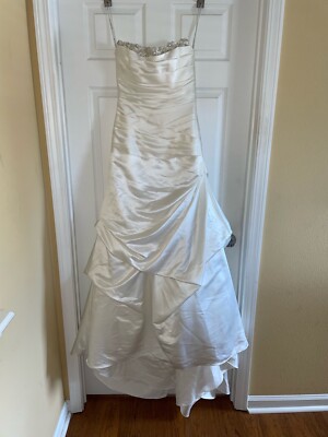 NWT Davids Bridal Ivory Wedding Gown Strapless Roushed Pick ups Accent  beading | eBay