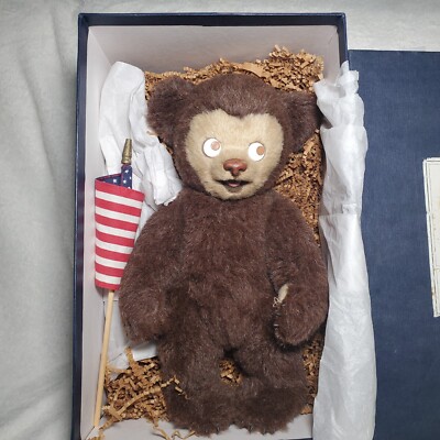 R. John Wright The Clifford Berryman Bear w/Box and COA. Limited