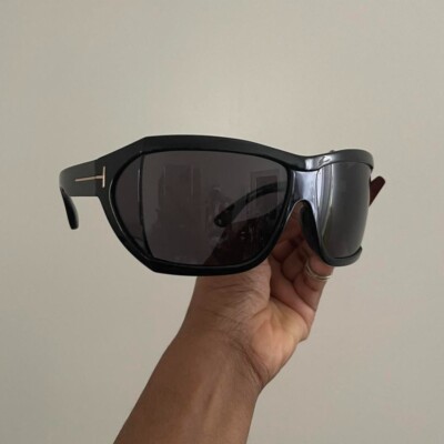 【Kitty】トムフォード サングラス Sedgewick s-l400.jpg