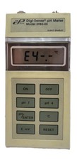 COLE-PARMER DIGI-SENSE 5938-00 DIGITAL pH / mV / ORP METER, No Probes New Batt.