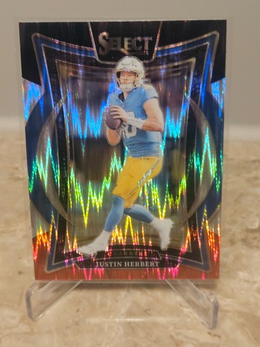 2024 Panini Select #41 Justin Herbert Black & Red Prizm Shock - 第 1/1 張圖片