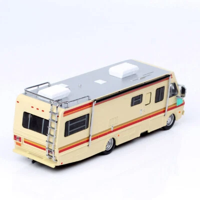 Greenlight 1/64 Scale 1986 Fleetwood Bounder RV Car Model