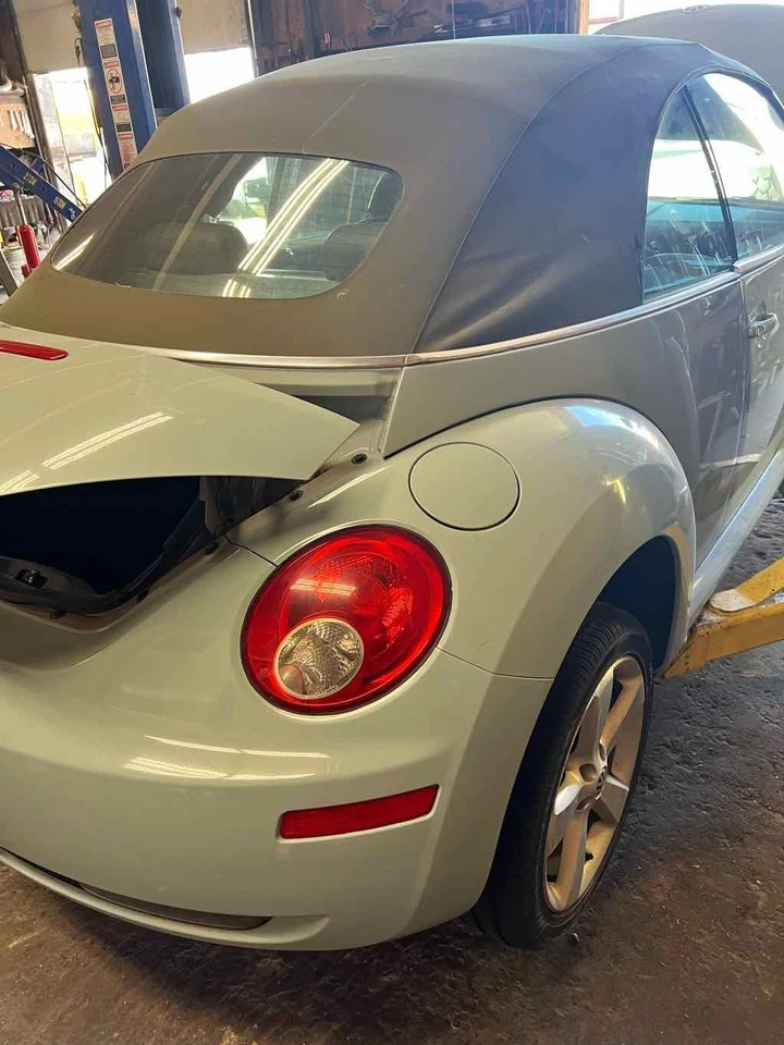 Conjunto de filtro de aire usado se adapta a: Volkswagen Beetle 2006 2,5 grado A Foto 2 de 4