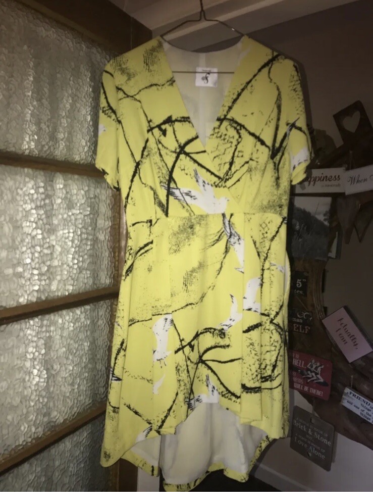 fearne cotton yellow dress Get The Look: Fearne Cotton's Fearne x Very Yellow Petal Sleeve Prom Dress